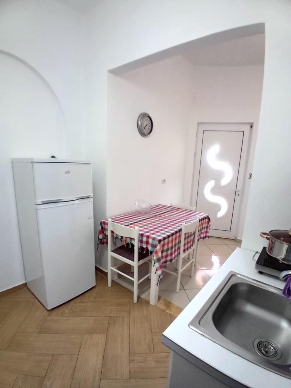 Villa Sarti 사밀 외부 사진