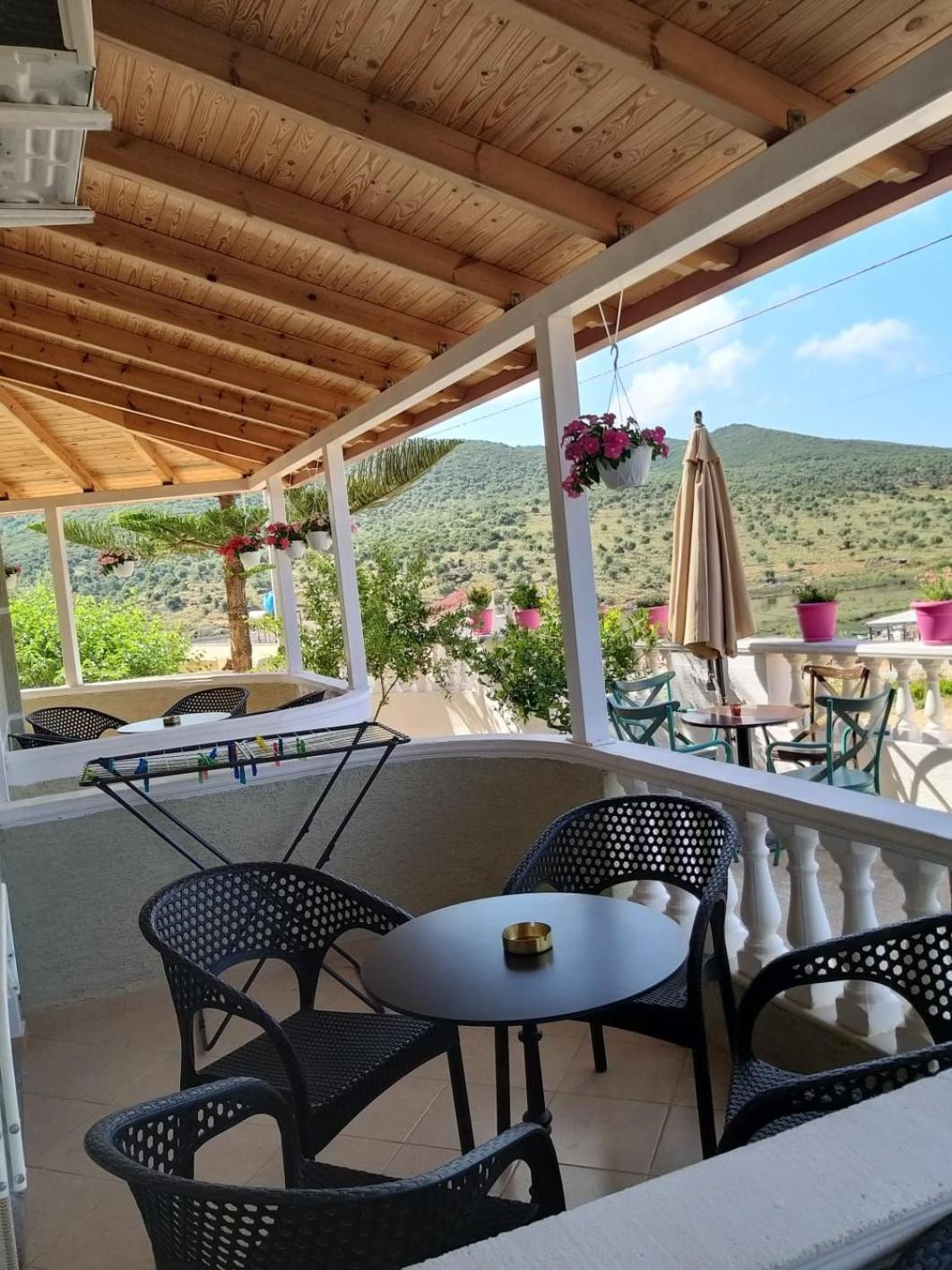 Villa Sarti 사밀 외부 사진